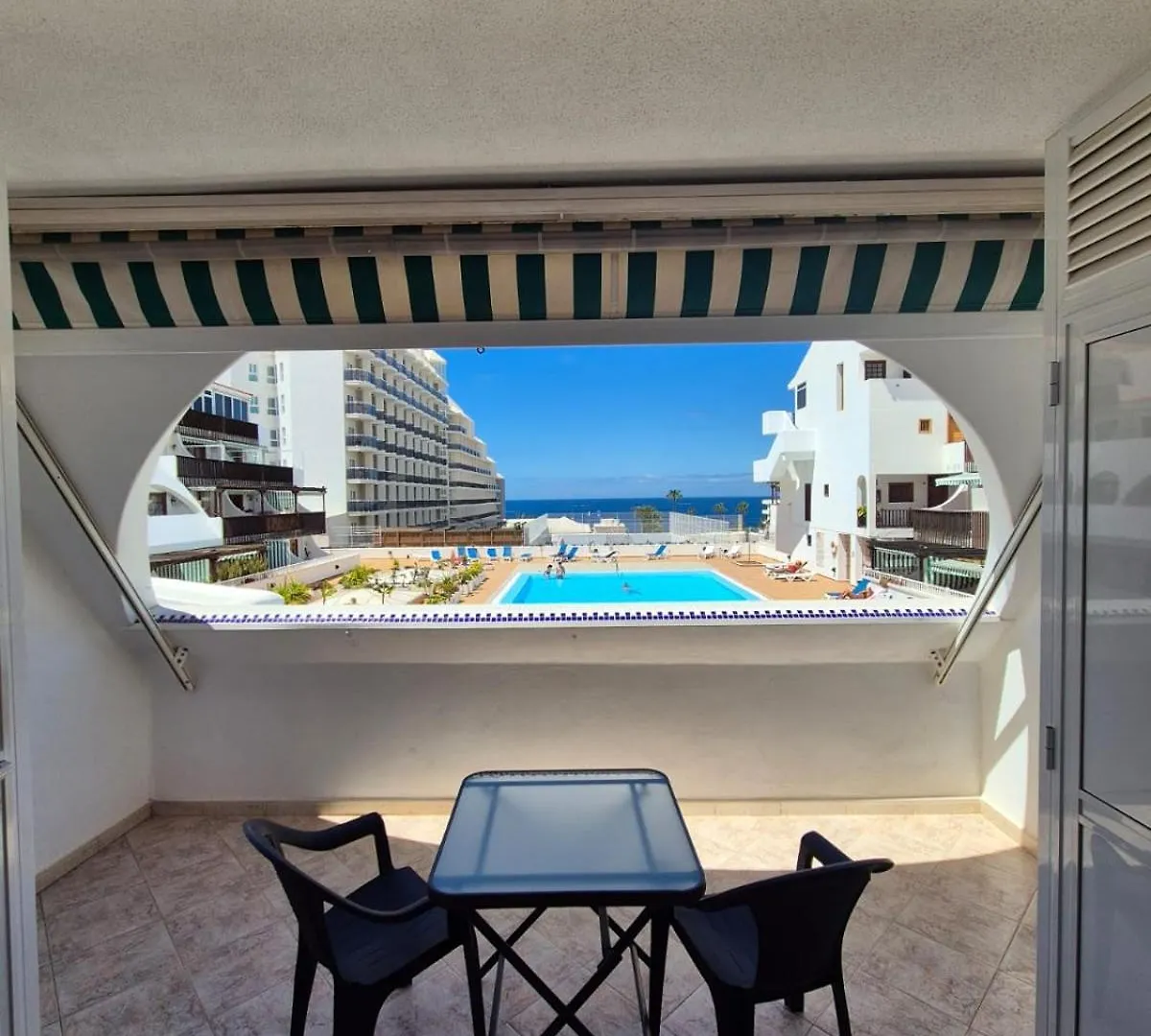 Parque Royale 1 Apartment With An Amazing Ocean View 阿德耶