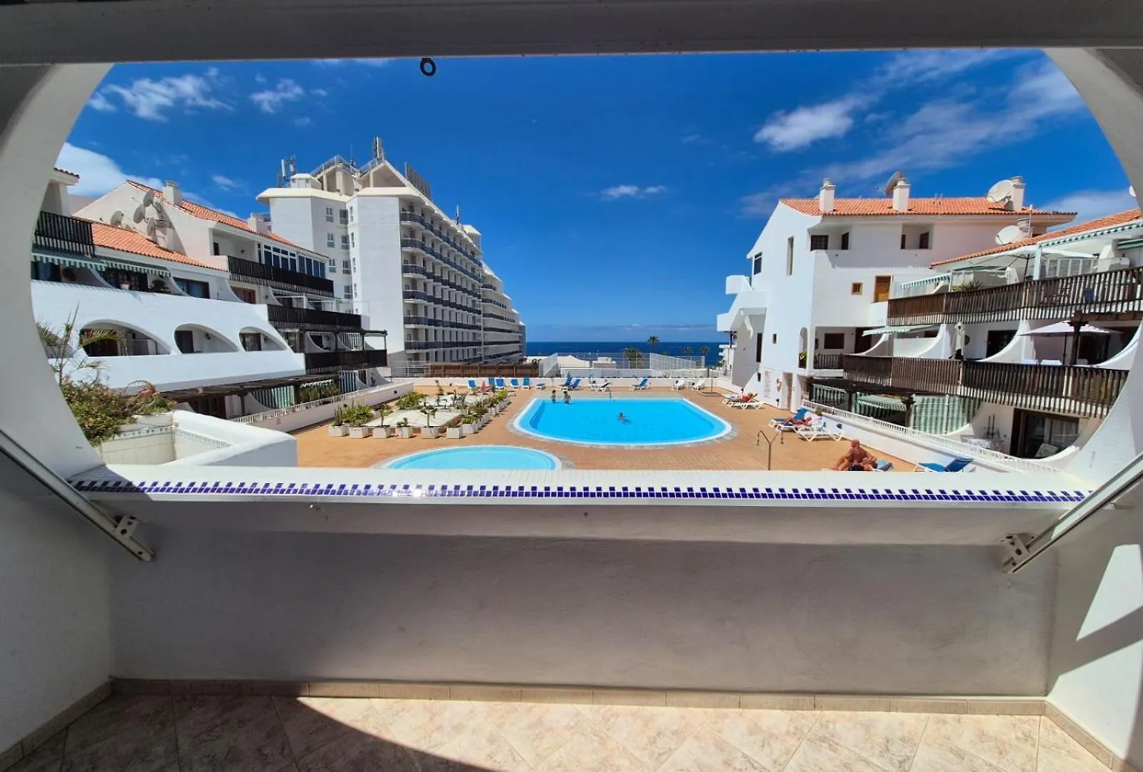 Parque Royale 1 Apartment With An Amazing Ocean View 阿德耶